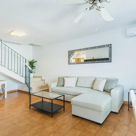 Duplex Junto A La Playa 펜션 산루카데바라메다